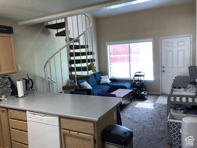 1996541_df78a92a4627af5a4ac8ba2d8c6fcec4_66358a84d8a5e