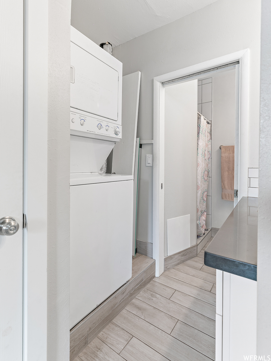 1966338_30160120590c2f15d47d721943c98a2d_654a76992eb8c