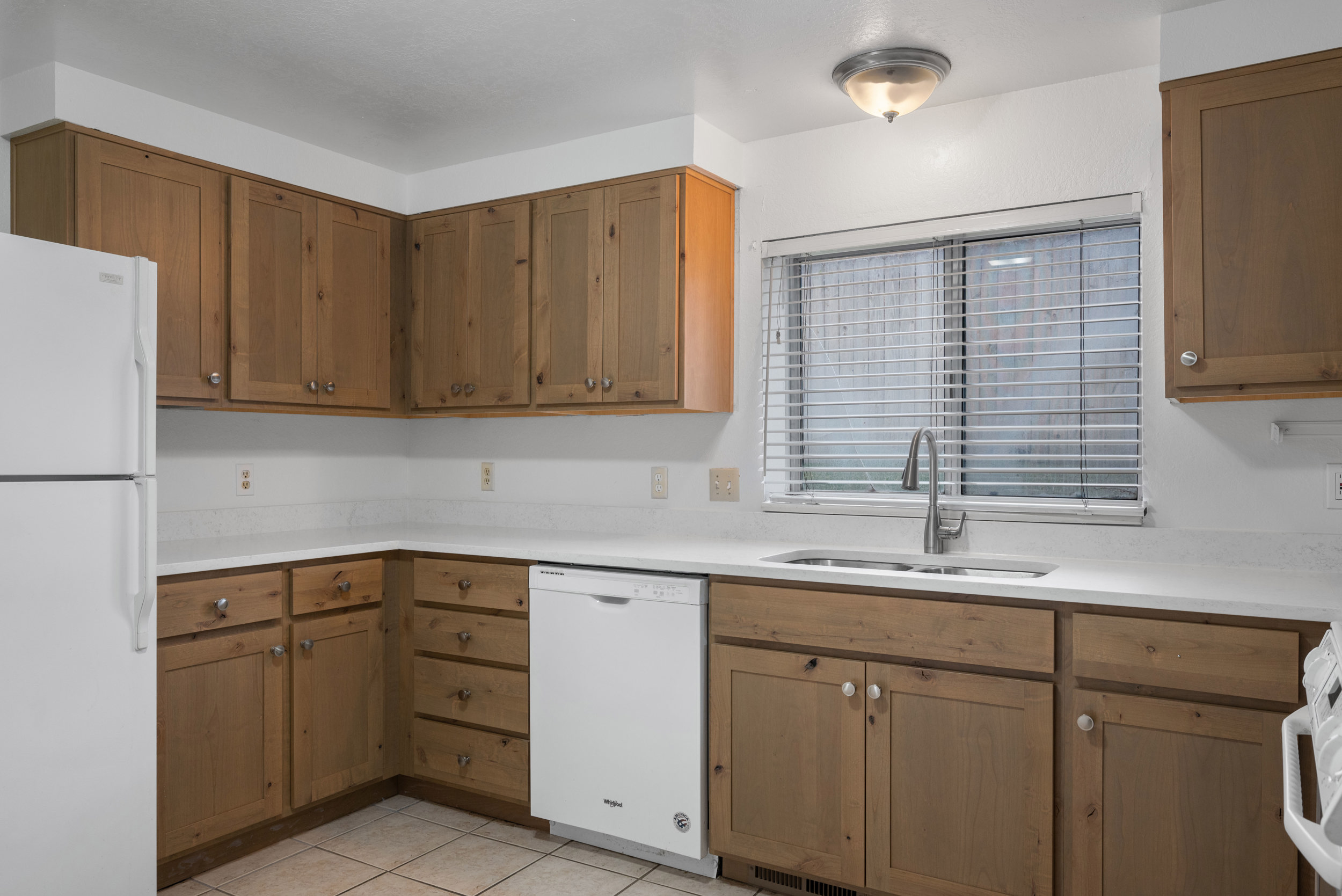 16_1123-n-main-st-orem-ut