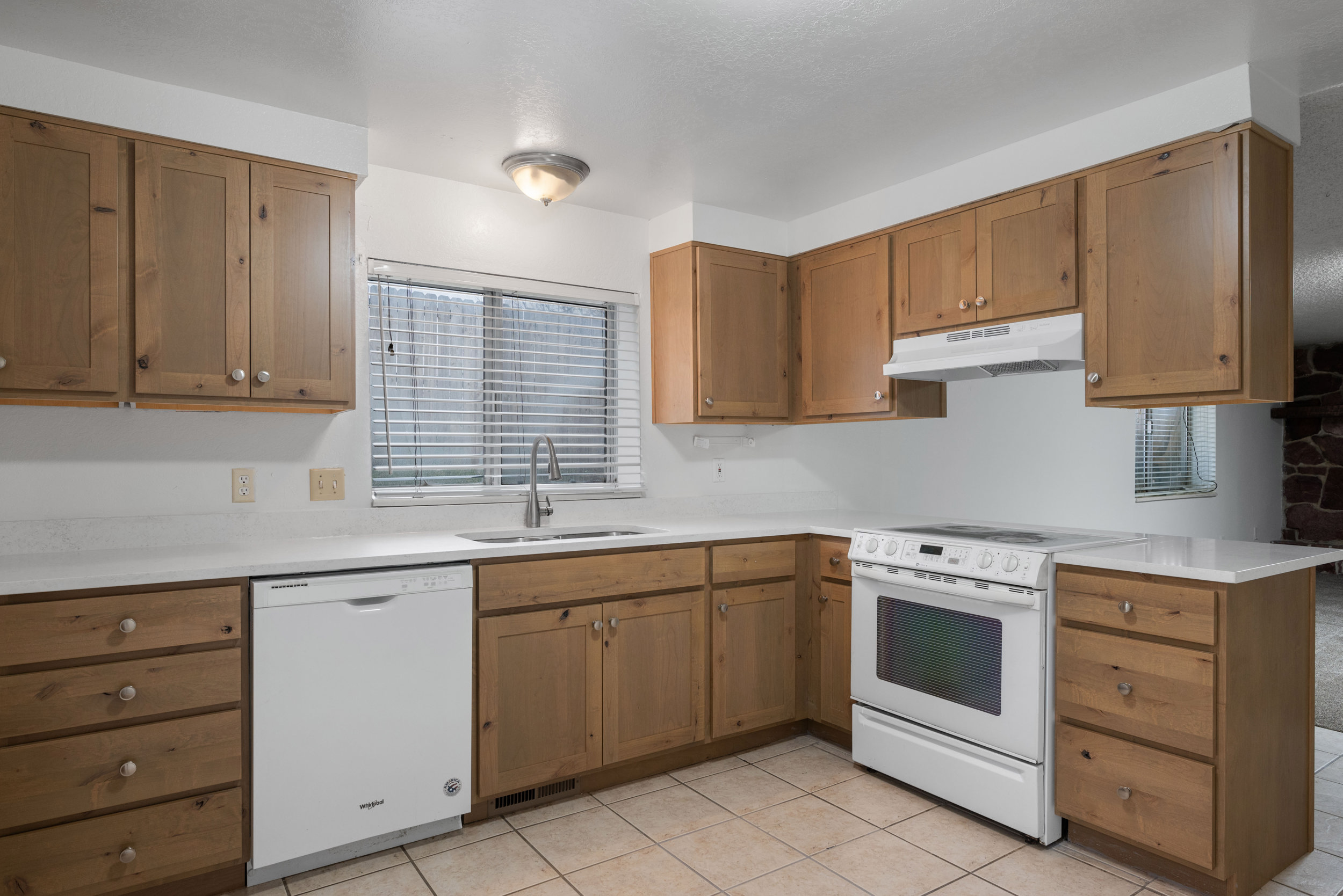 17_1123-n-main-st-orem-ut