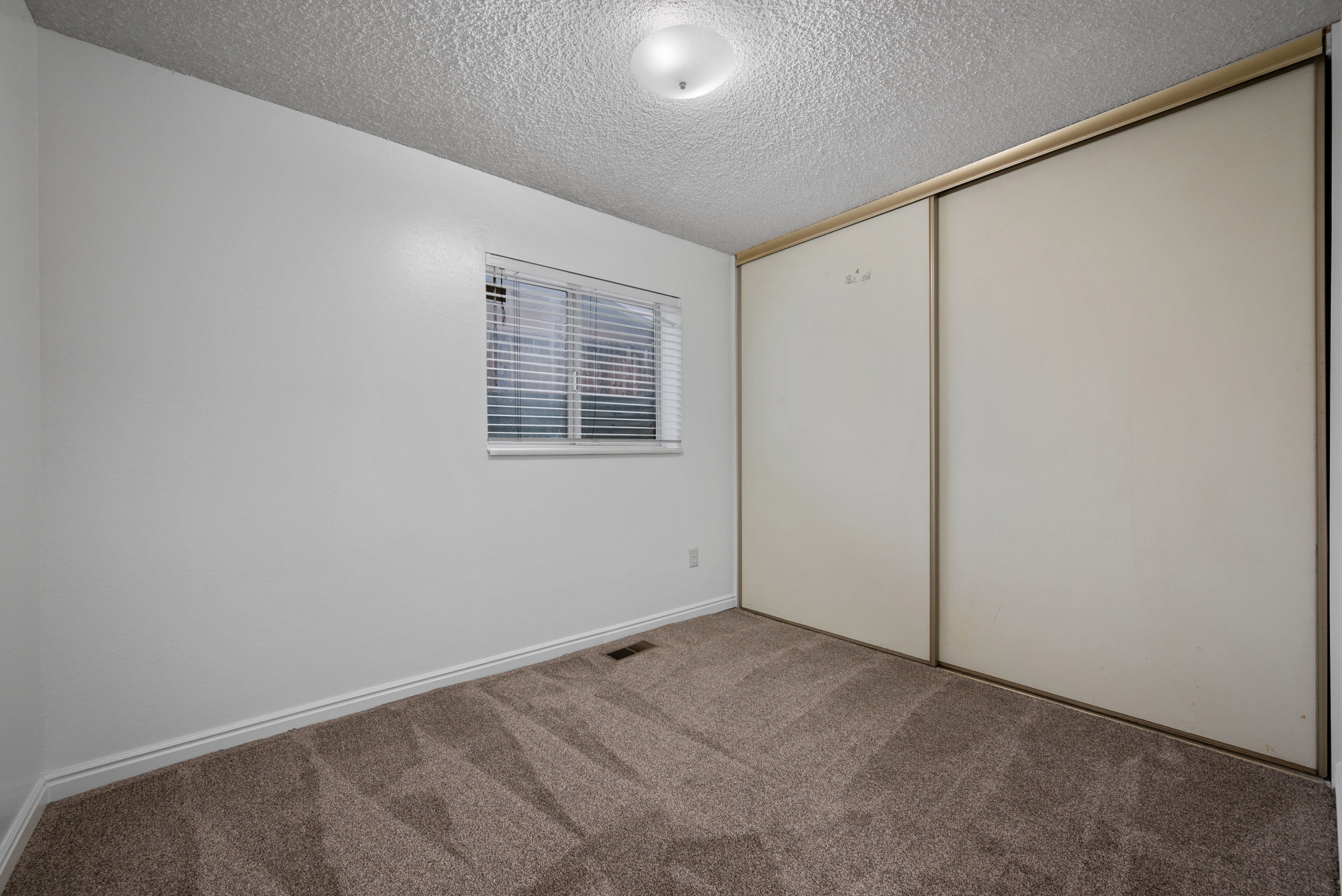 23_1123-n-main-st-orem-ut