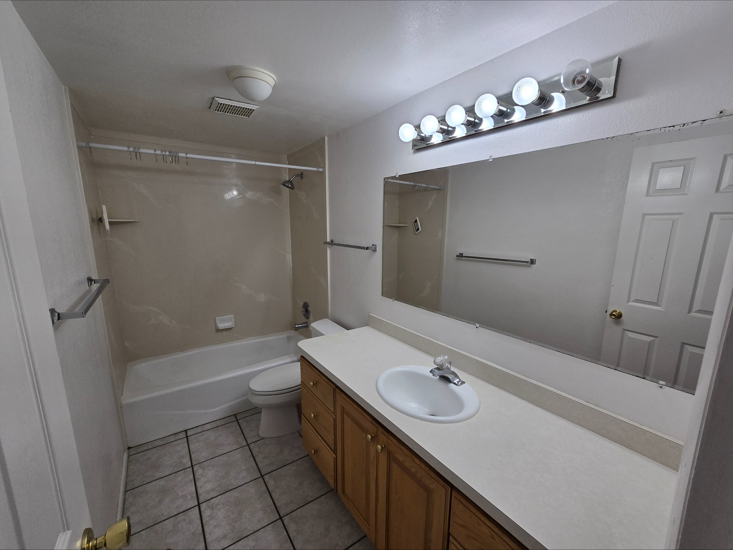 processed-A4FC0948-FEBF-443E-9B34-9C24D95B248D