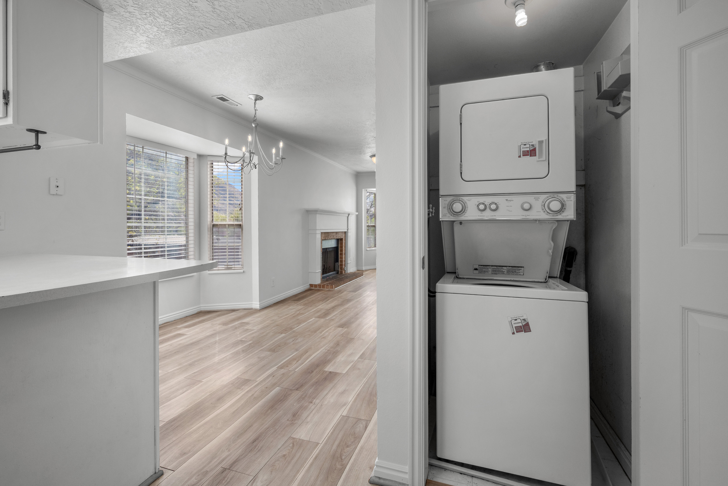 28_619-n-700-e-2-provo-ut