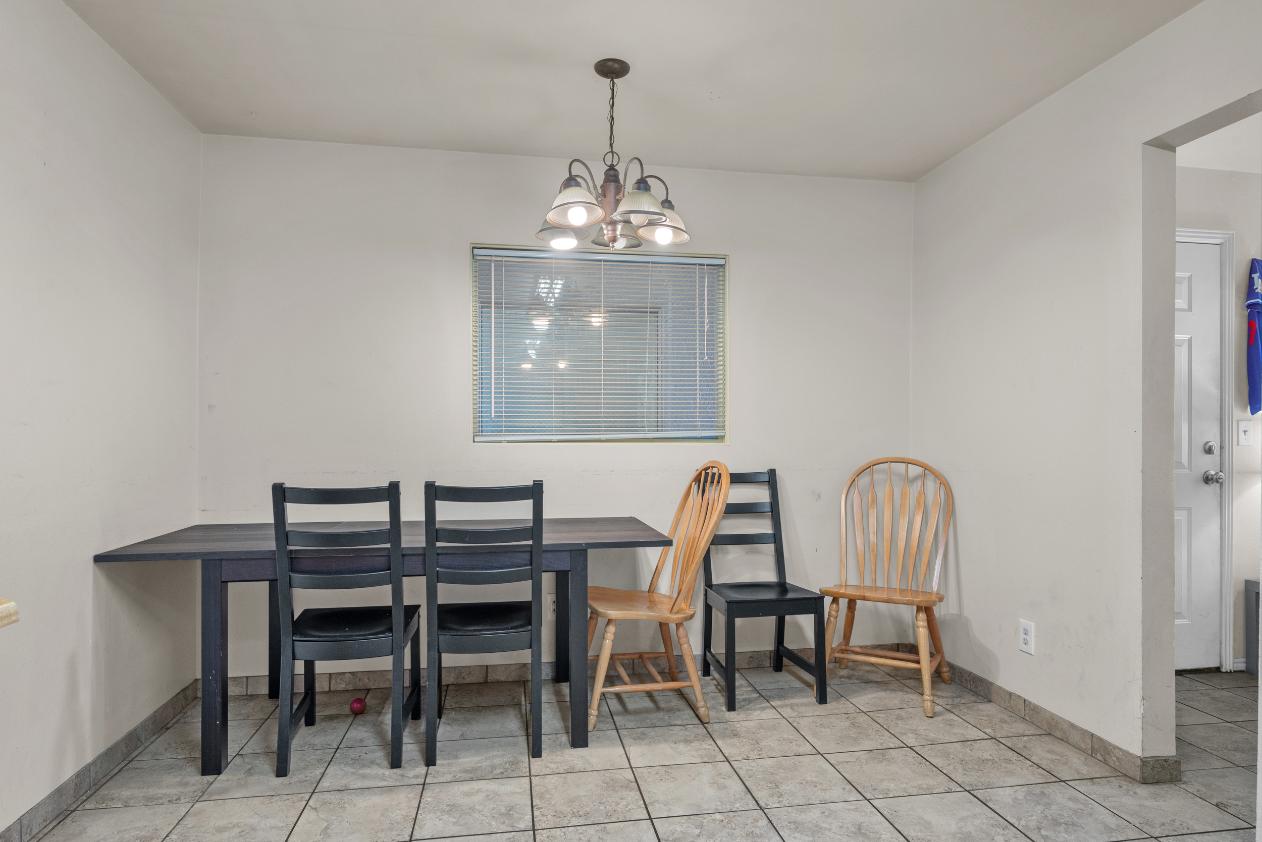 8_18_788-n-700-e-4-provo-ut