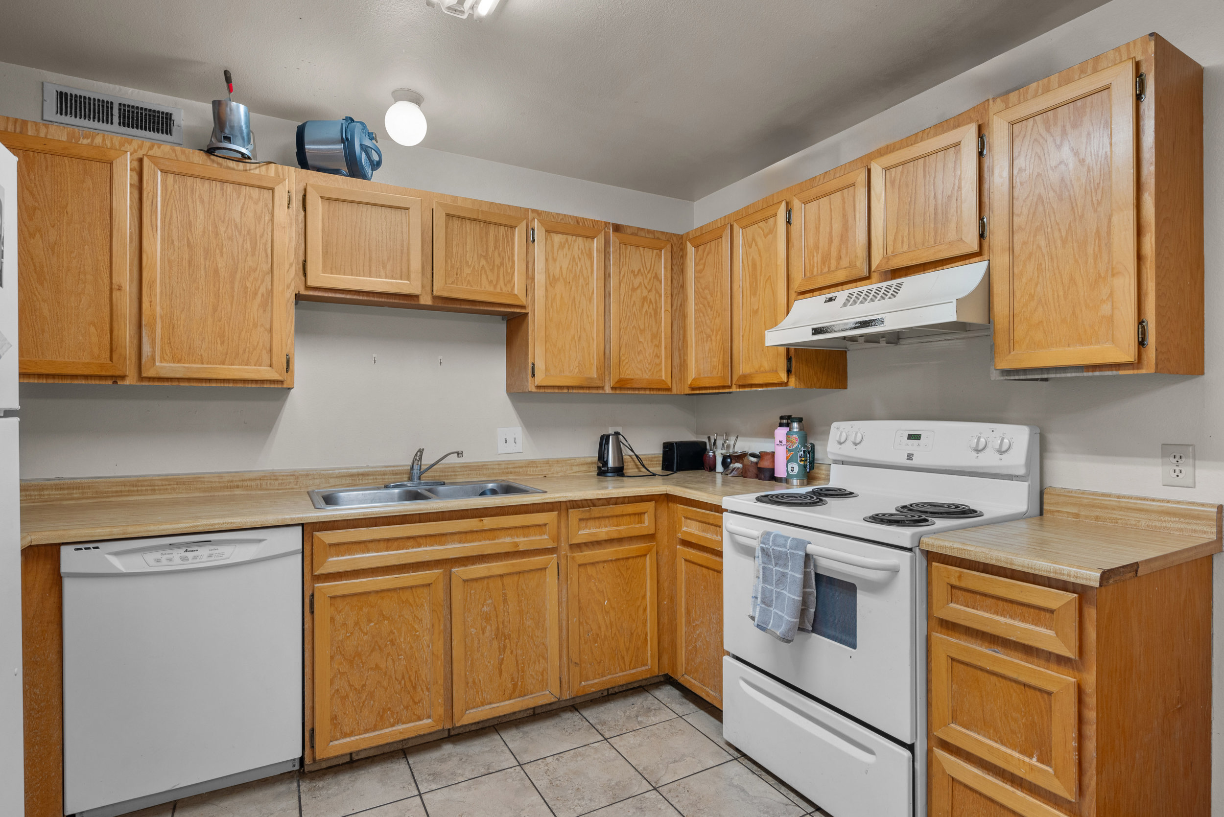10_20_788-n-700-e-4-provo-ut