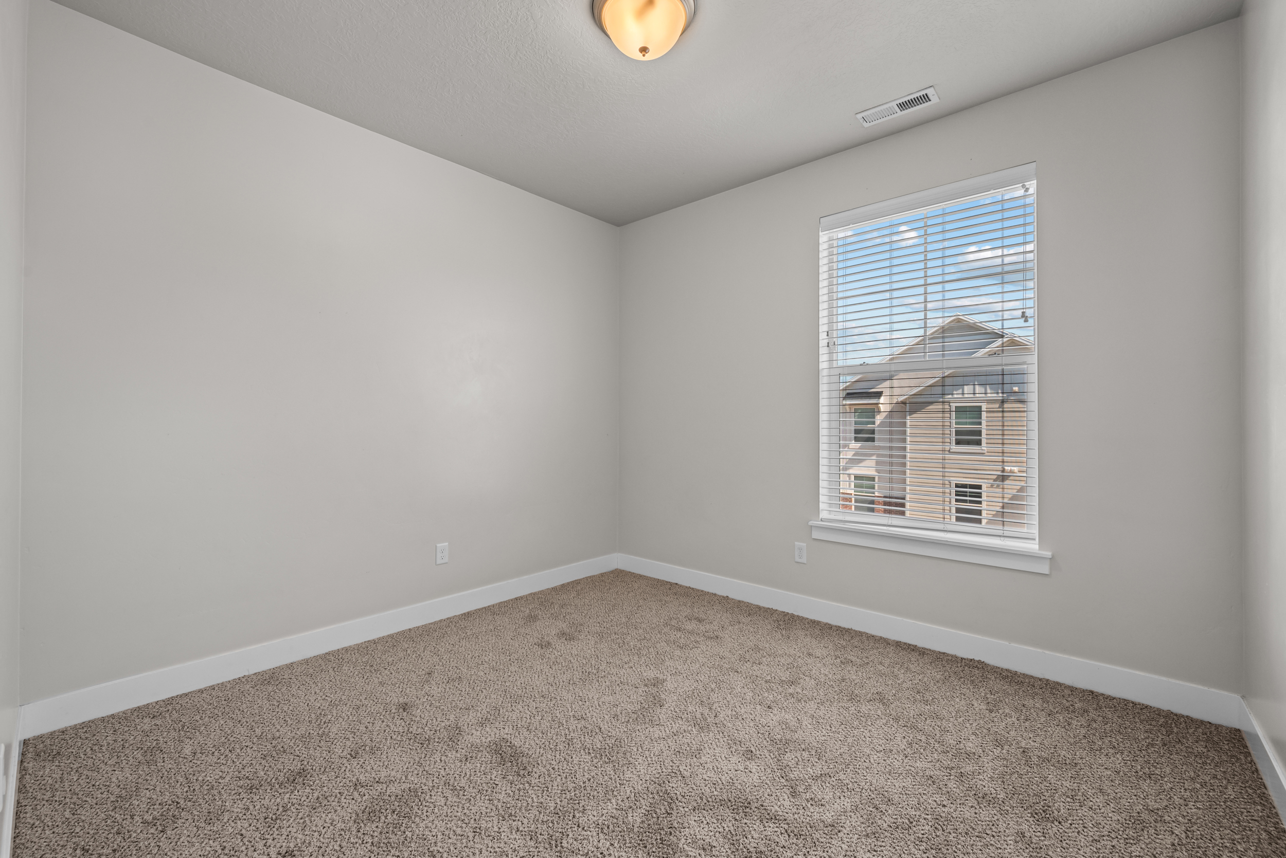 30_3765-w-1850-n-s304-lehi-ut