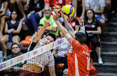 056a8443.jpg thumbnail