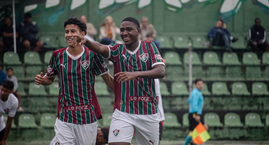 Fluminense goleia o Vitória por 4 a 2 e mantém liderança no Brasileirão Sub-17