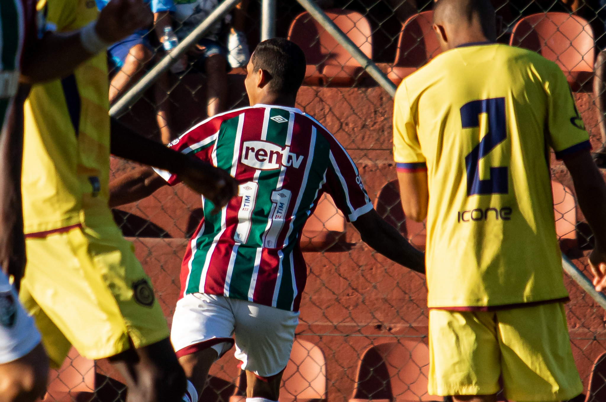 Fluminense vence o Madureira e garante vaga na final do Carioca Sub-20 ...