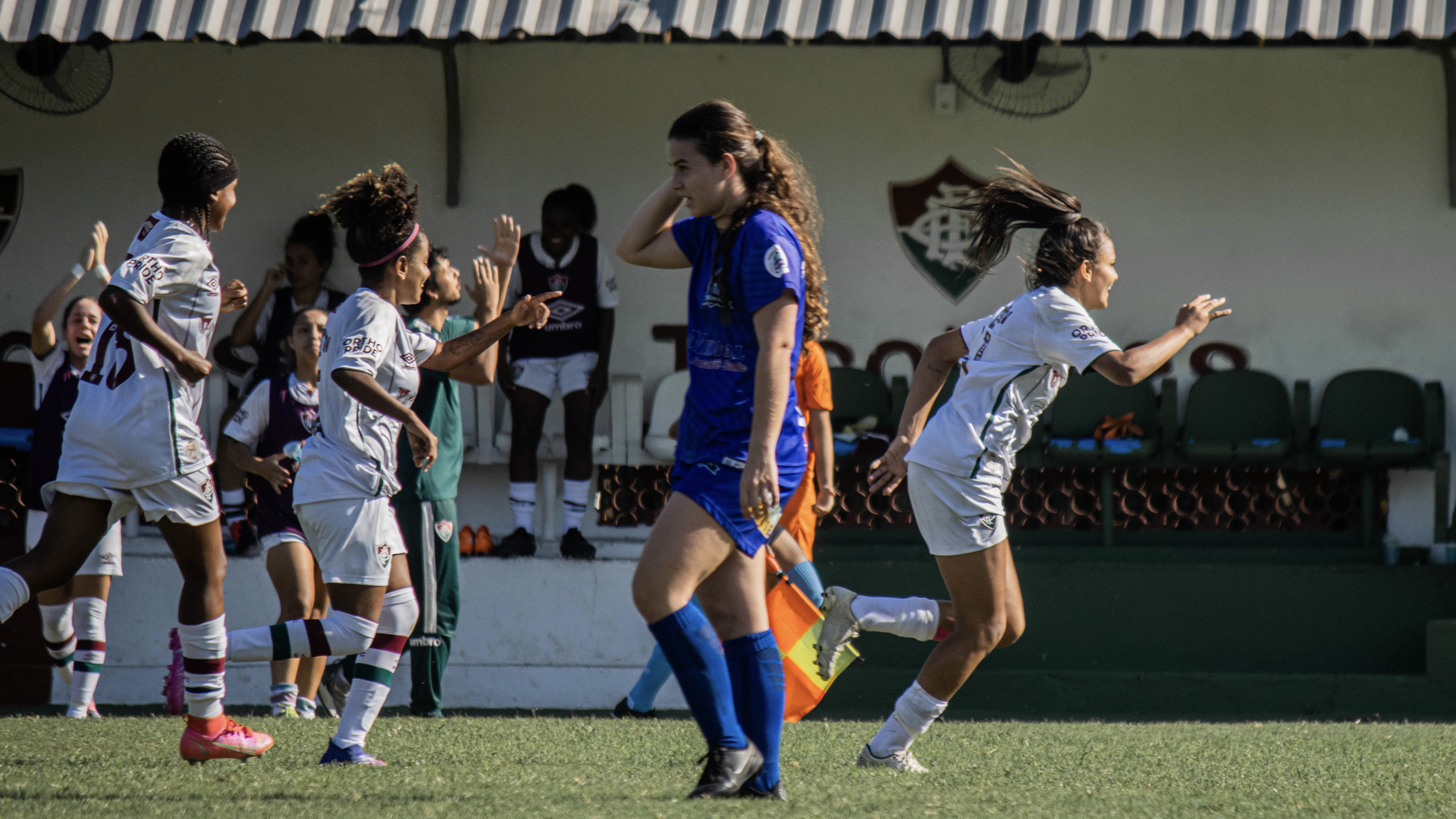Com gol de Laysa, Flu vence o Rio de Janeiro pelo Estadual Sub-20 ...