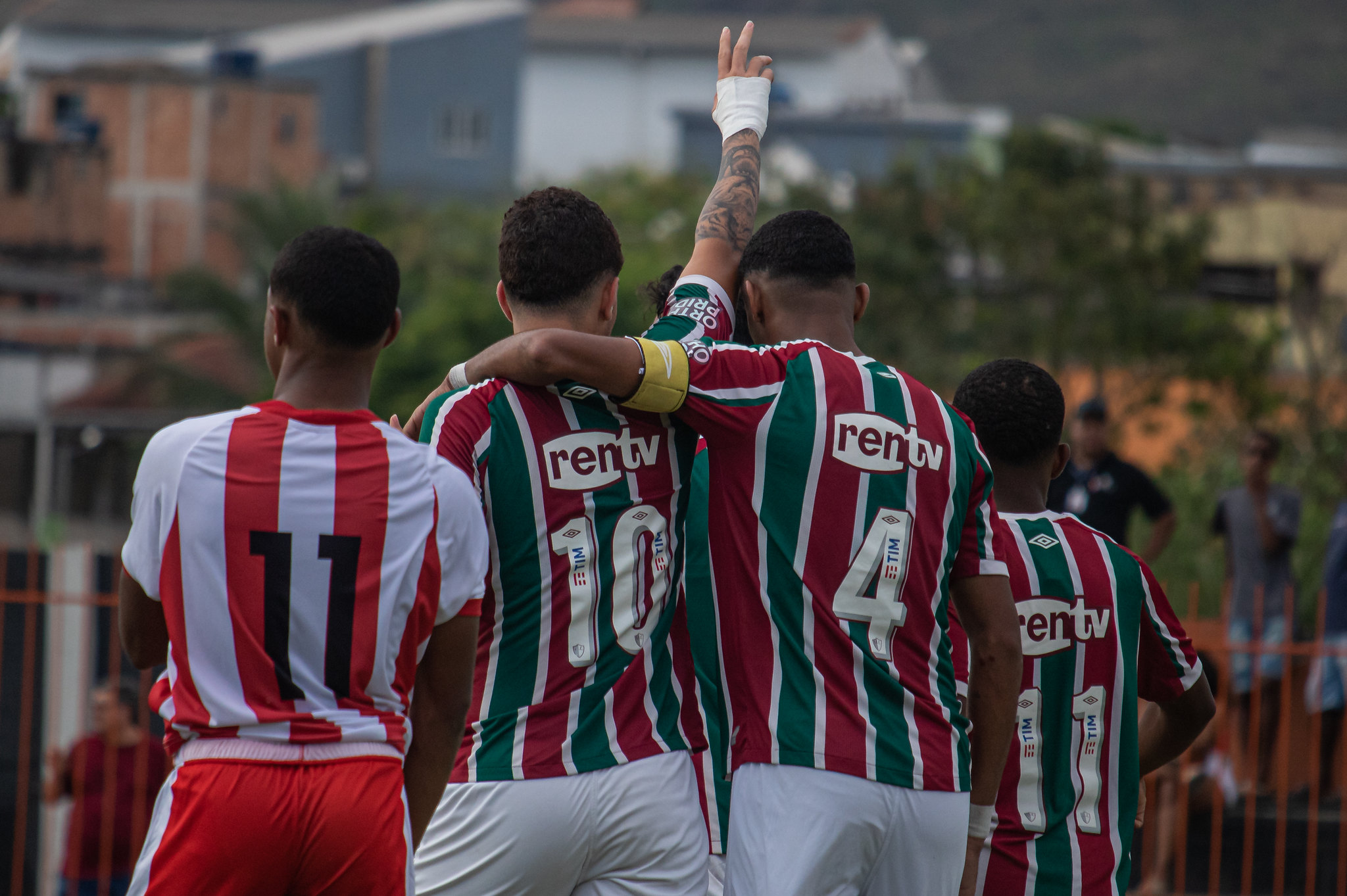 Fluminense supera o Bangu no primeiro jogo das quartas de final do ...
