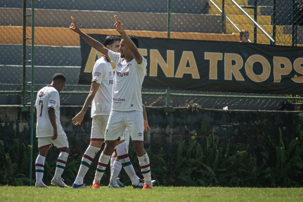 Fora de casa, Fluminense vence o Botafogo pelo Carioca Sub-20 ...