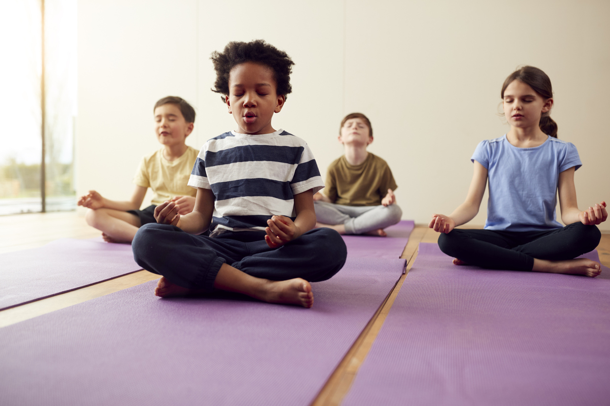 5 dicas de meditação guiada para crianças | Blog PlayKids