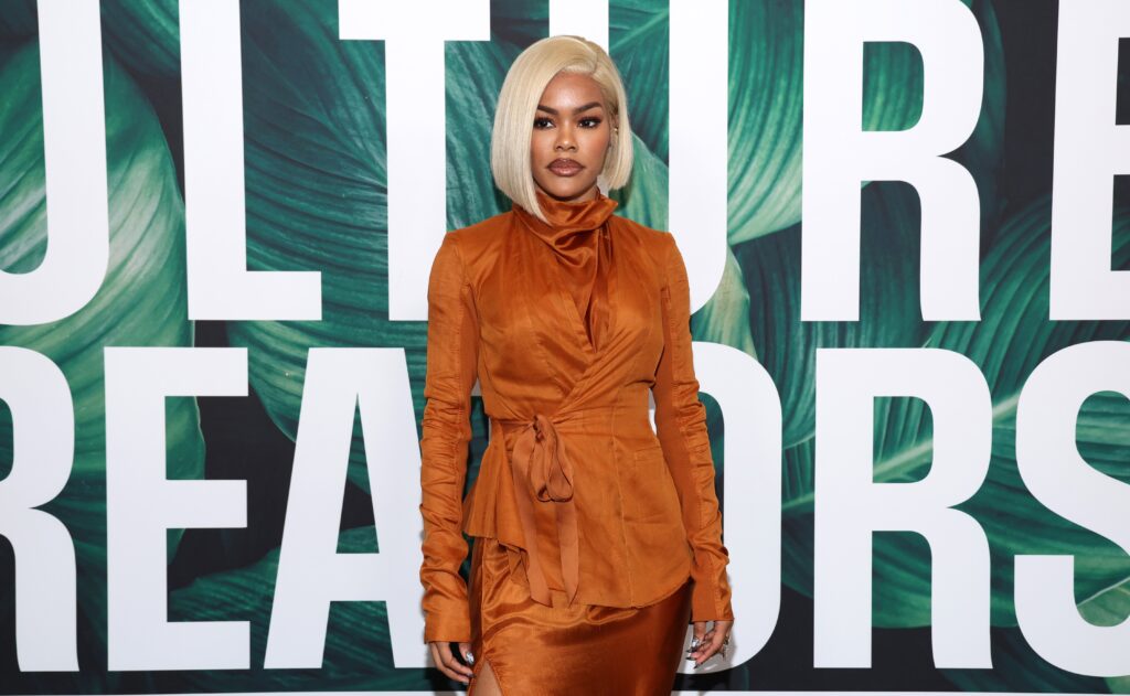 Teyana Taylor Claps back at Travis Kelce’s Ex-girlfriend; But Internet Says She Went too Far with the ‘Black card’ Comment