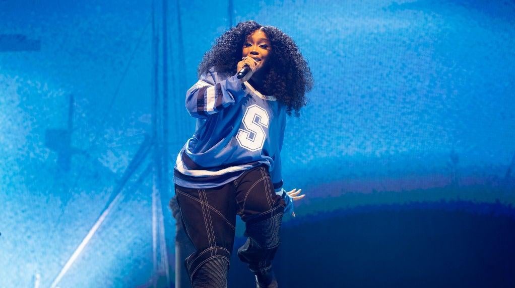 Singer SZA performs on stage during her ‘The SOS North American Tour’ at Rogers Arena on March 19, 2023 in Vancouver, British Columbia, Canada. Photo: Getty Images Andrew Chin/Getty Images