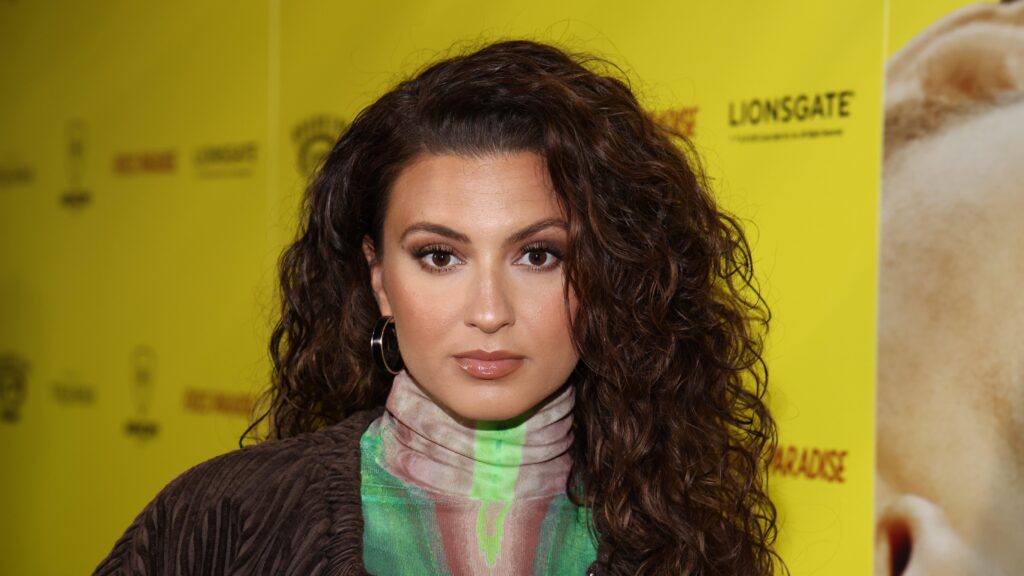 Tori Kelly Back Home, Resting Following Hospitalization for Blood Clots