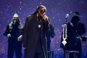 Quavo Pays Tribute to Takeoff With Moving 2023 Grammys Performance