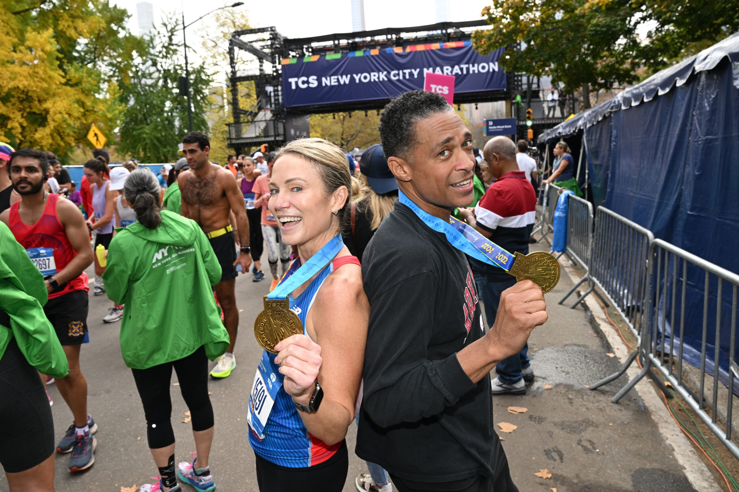 Amy Robach and TJ Holmes run during the 2022 TCS New York City Marathon on November 06, 2022 in New York City. Photo: Getty Images Bryan Bedder