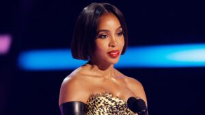 ‘Everybody Deserves Grace’: Kelly Rowland Seemingly Doubles Down In Her Support of Chris Brown