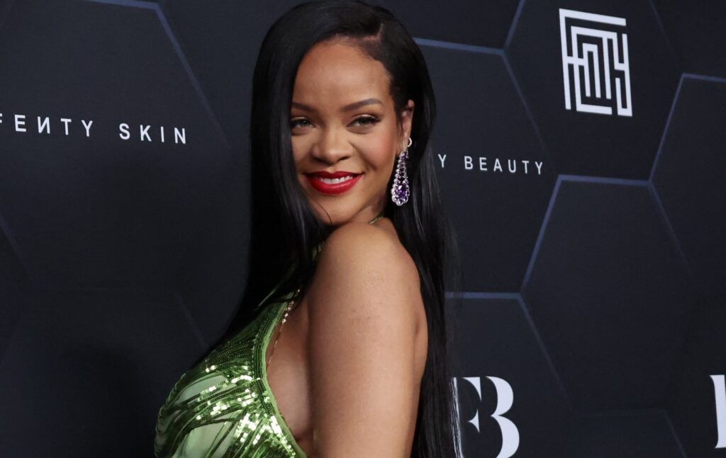 Rihanna Is America’s Youngest Woman to Become a Self-Made Billionaire