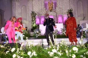 5 Times the Easter Verzuz Between Mary Mary, BeBe and CeCe Winans Made Me Catch the Holy Ghost