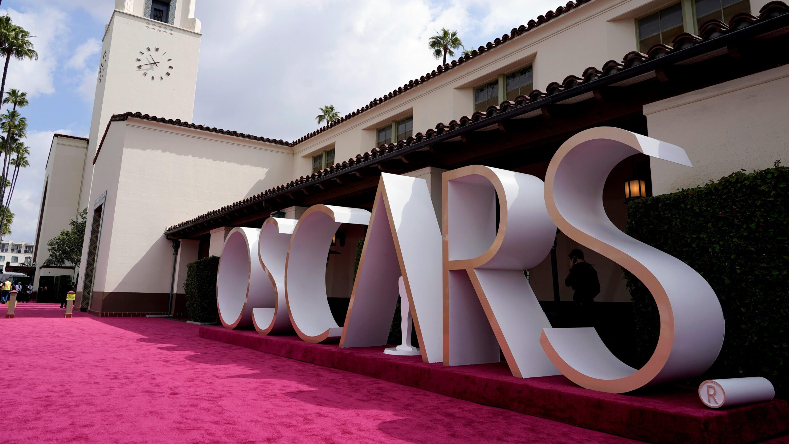 A backdrop for the red carpet is seen at Union Station, one of the locations for Sunday’s 93rd Academy Awards, Saturday, April 25, 2021 in Los Angeles, California. Photo: Getty Images Chris Pizzello-Pool