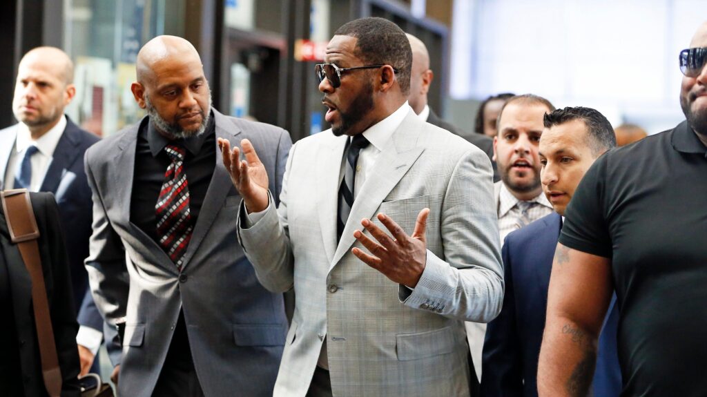 It’s the Remix to Eviction: R. Kelly’s Music Channels Get Removed From YouTube