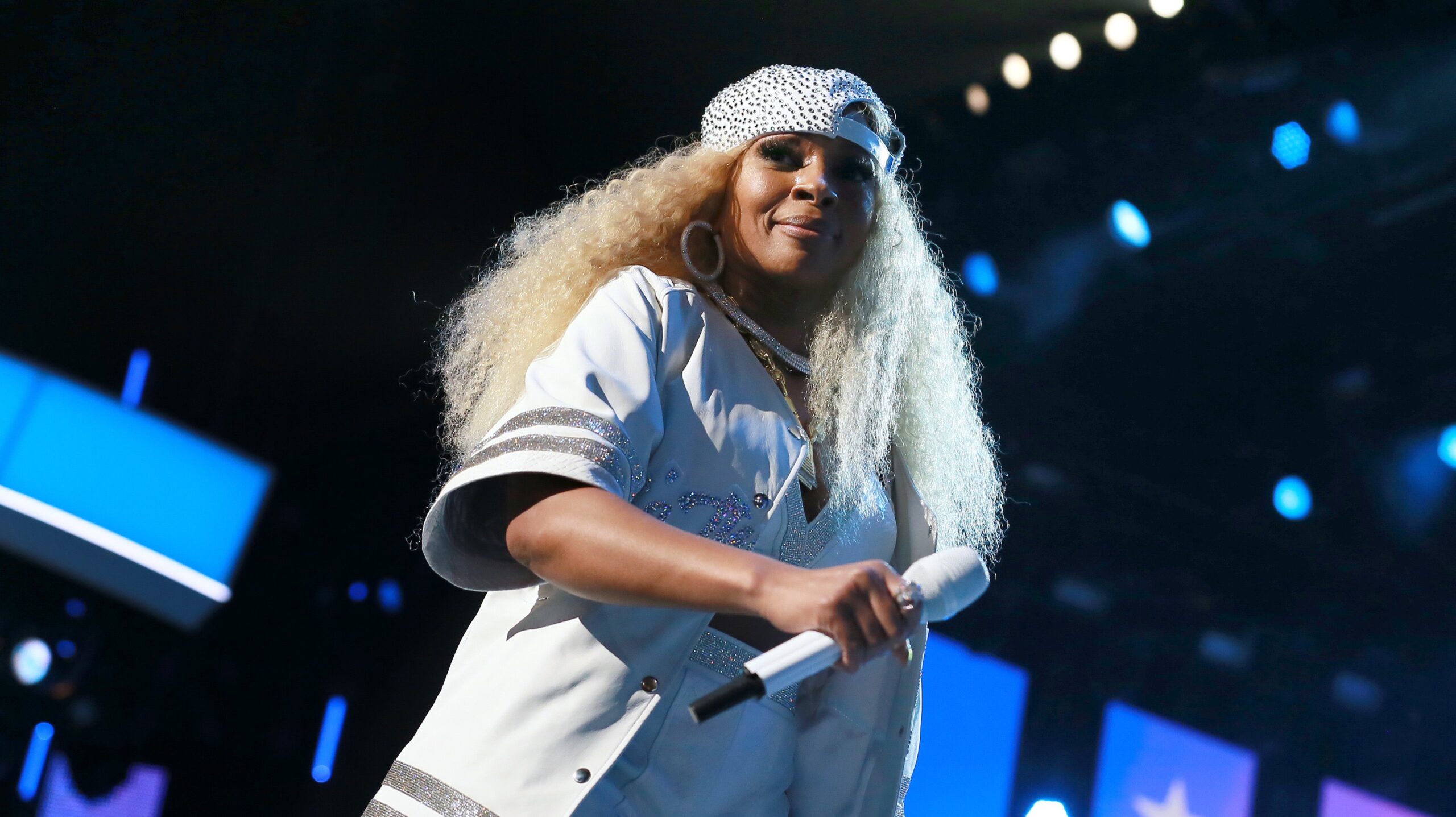 Mary J. Blige performs onstage at the 2019 BET Awards at Microsoft Theater on June 23, 2019, in Los Angeles, California. Photo: Getty Images Leon Bennett