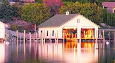 Private Boat House on Round Lake