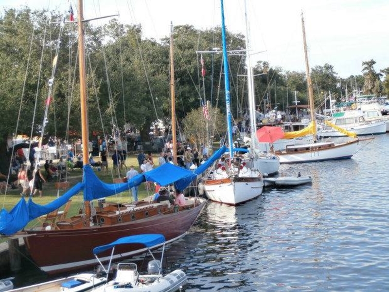 Marinas in Louisiana with Boat Slips for Rent on SnagASlip SnagASlip