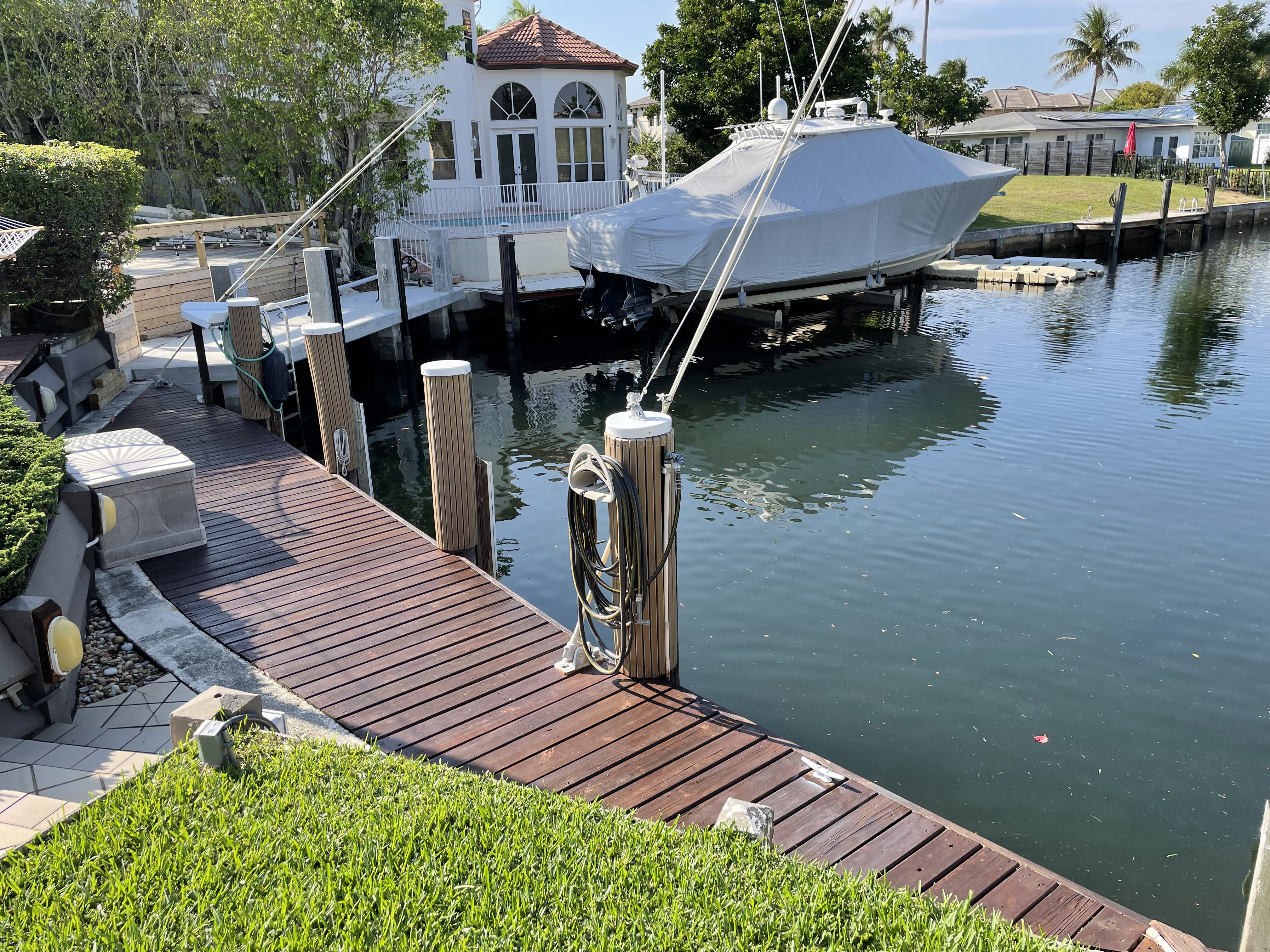 Private dock in Lighthouse Point, FL