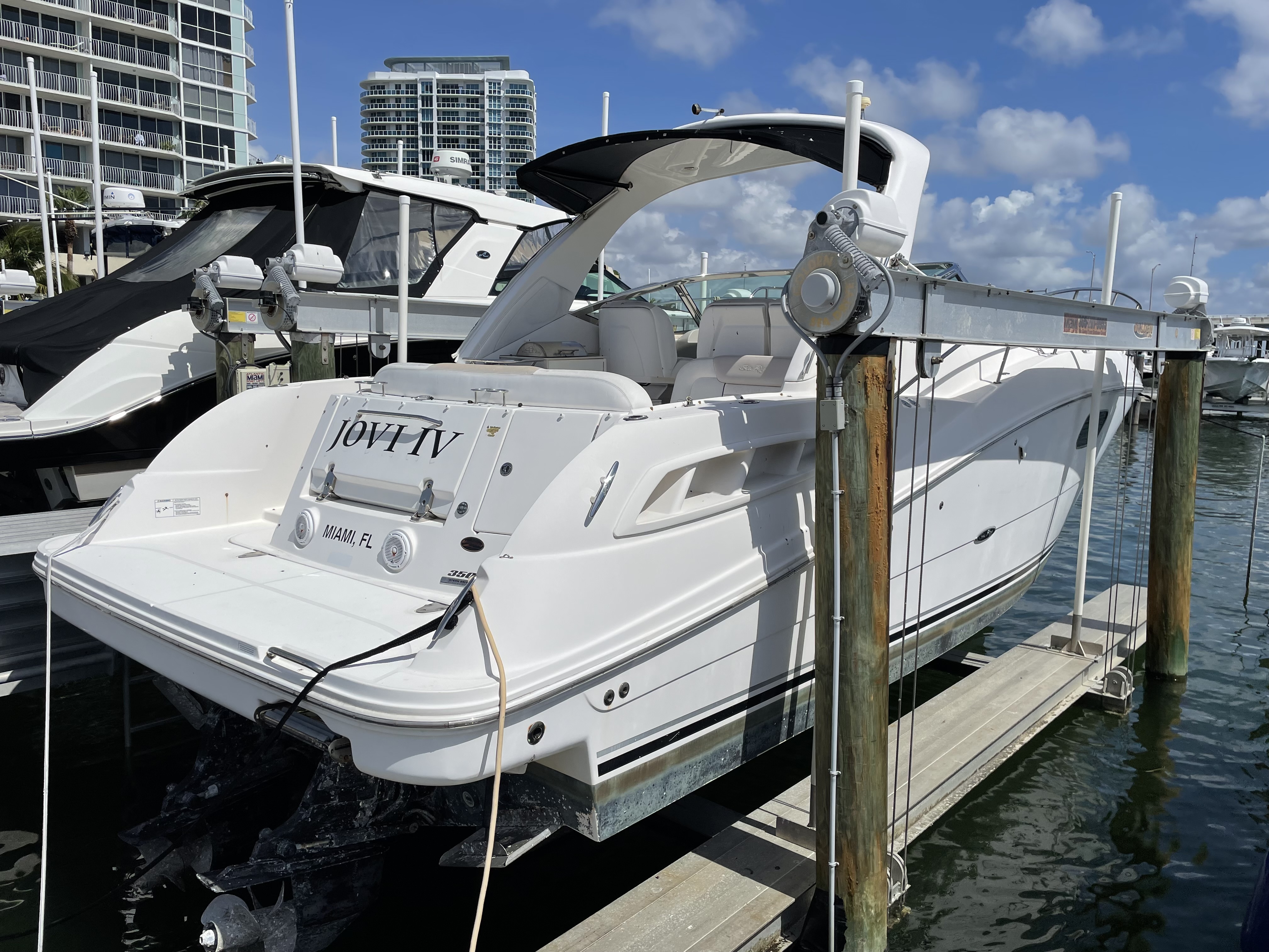 37ft Slip With Lift 