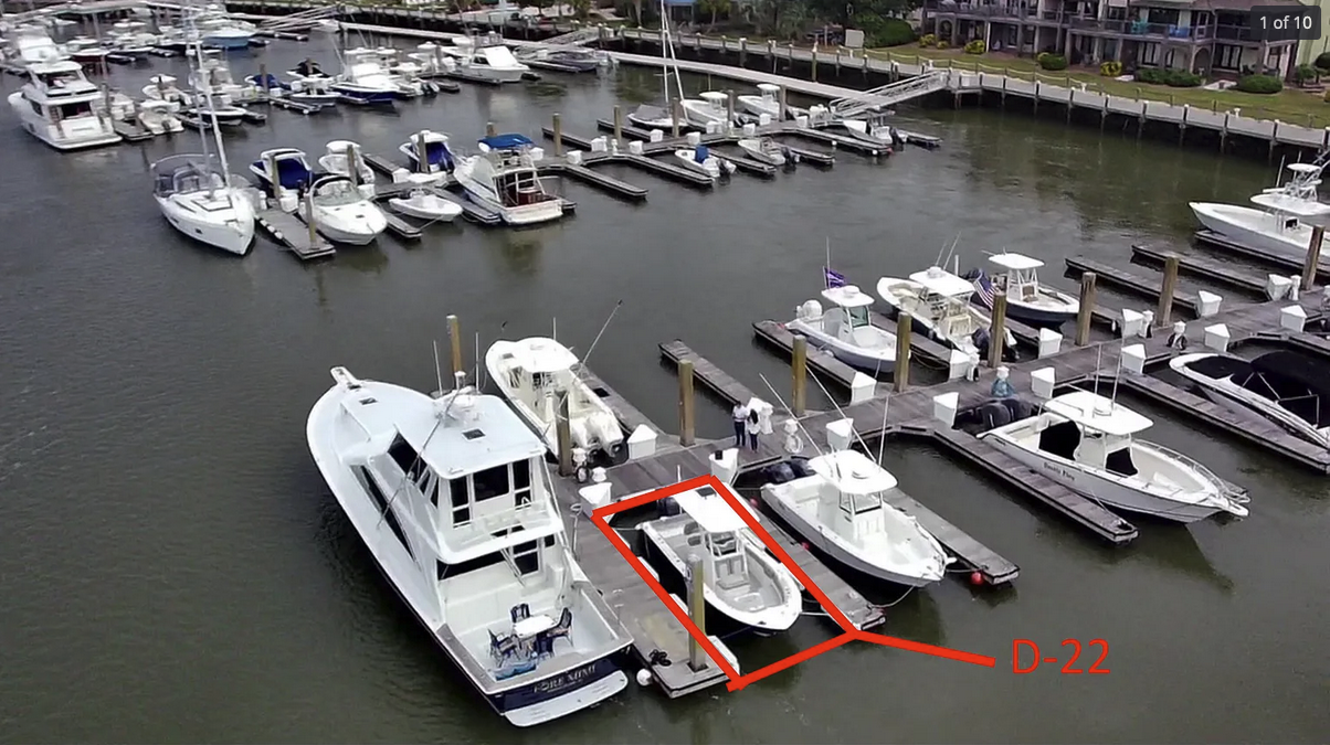 33' Padded Boat Slip in Seabrook