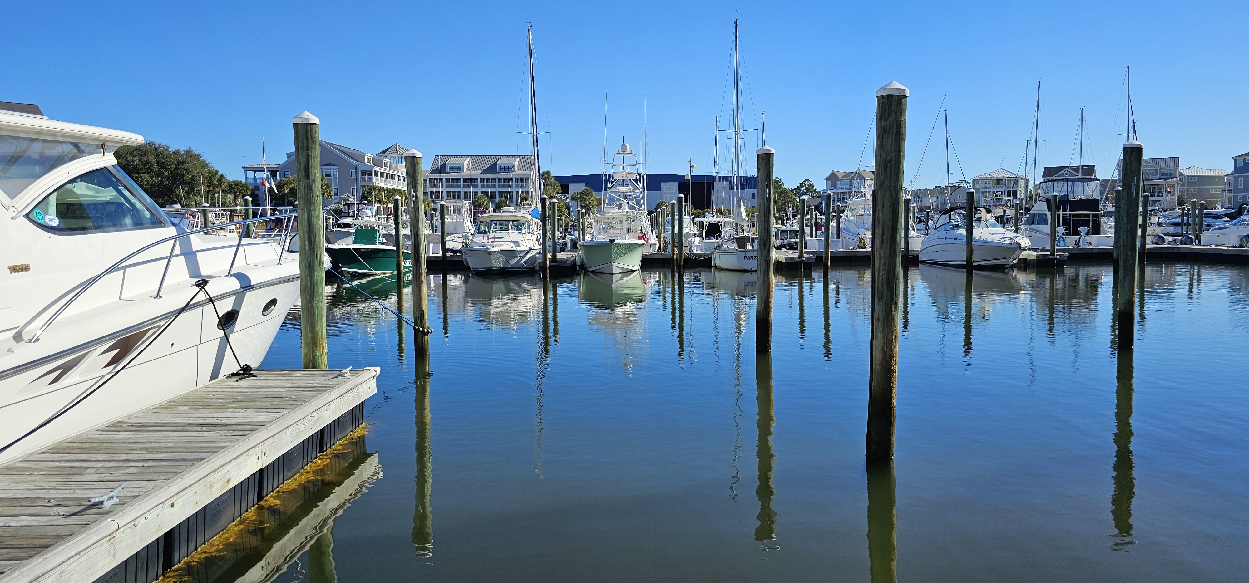 40' boat slip for rent