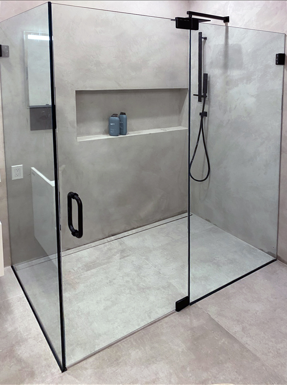 Celesta Frameless 3/8inch Glass Swing Door, Inline Panel & Return