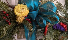 A picture of a decorated wreath.
