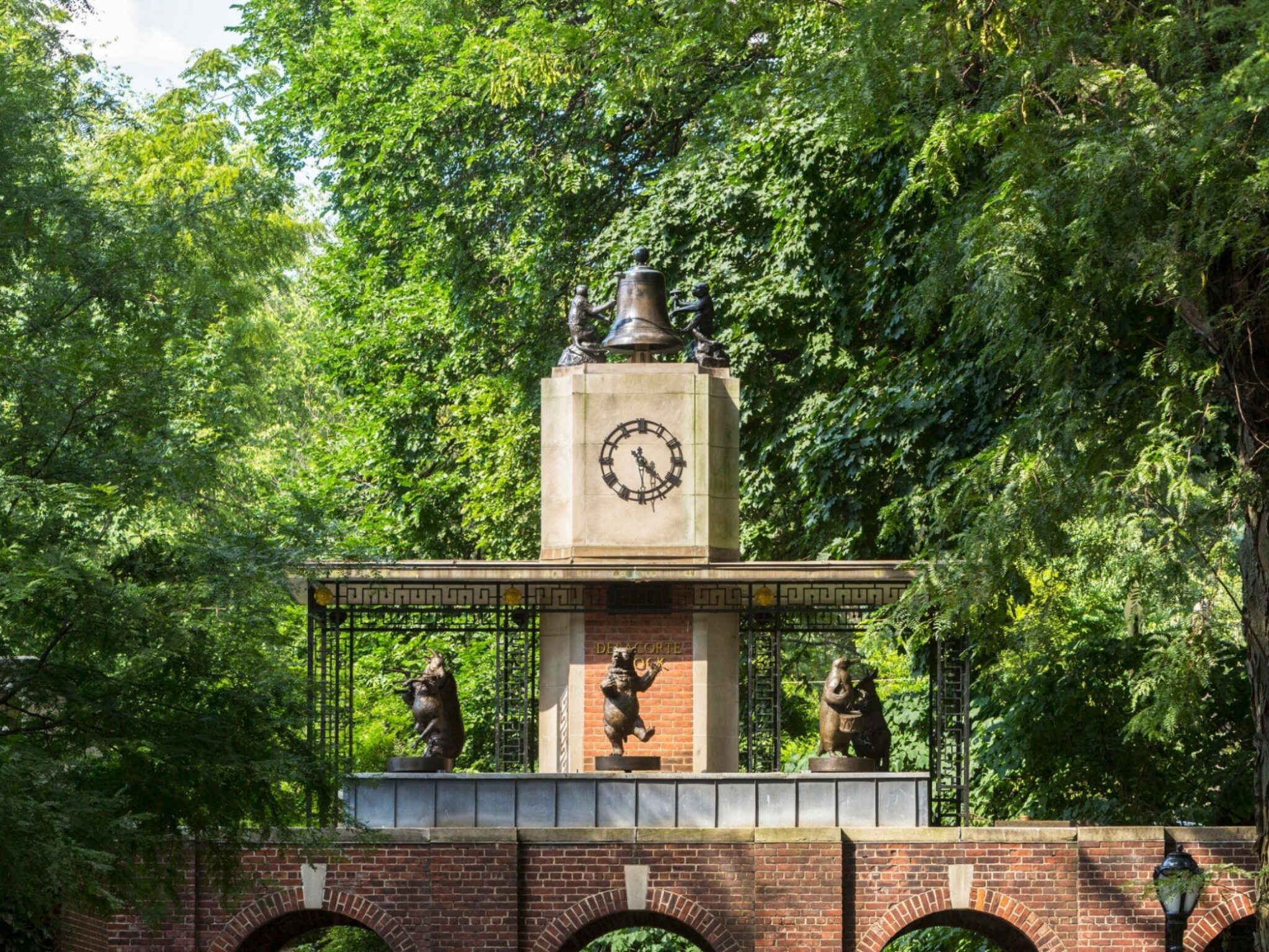 central park zoo nyc hours