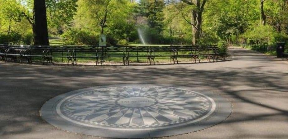 The mosaic at Strawberry Fields