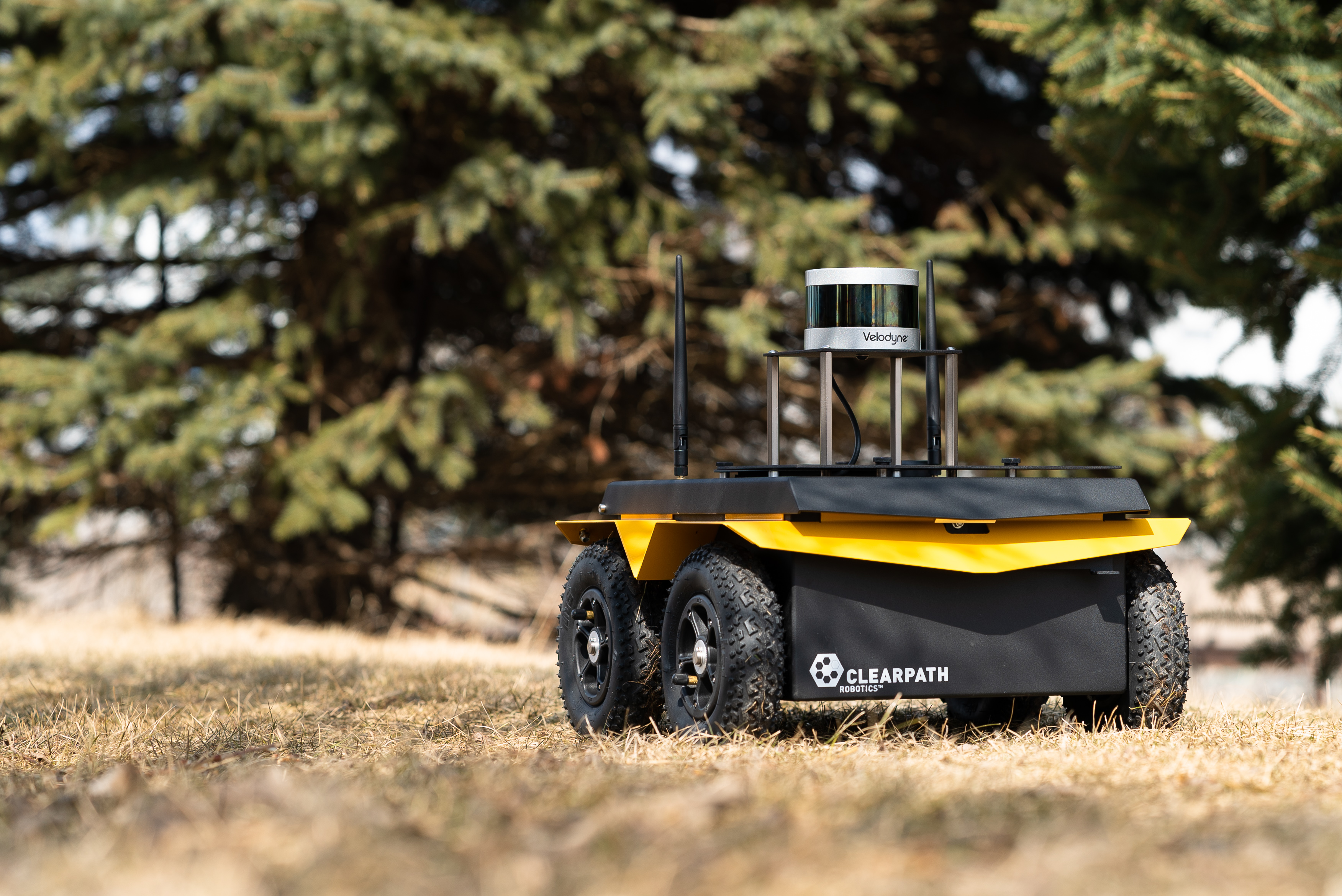 Jackal UGV Small Weatherproof Robot Clearpath