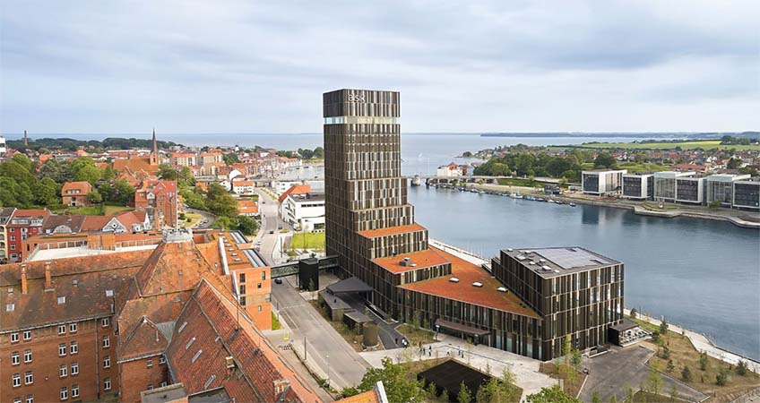 Hotel Alsik will complete the waterfront masterplan of Frank Gehry.