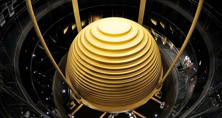 The Taipei 101 damper, with a diameter of 5.5 meters, is the world’s largest and heaviest wind damper, reducing up to 40 percent of the building’s movement.