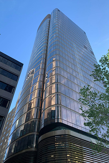 The 29-story office building finished five weeks ahead of time, despite the challenging conditions presented by the COVID-19 pandemic.