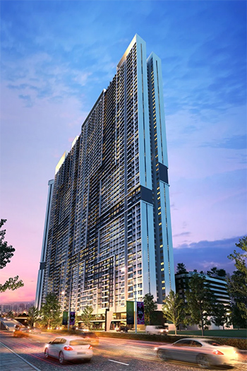 The complex's three buildings range from 53 to 54 stories in height, with two of them consisting of conjoined towers.