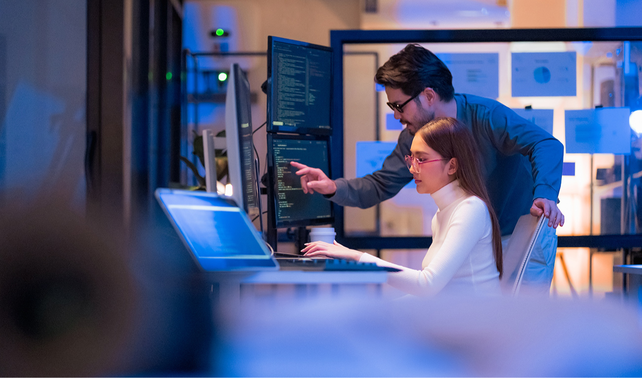 São muitos os desafios e as soluções para repensar os riscos cibernéticos na nova era tecnológica. (imagem: whyframestudio / iStock)