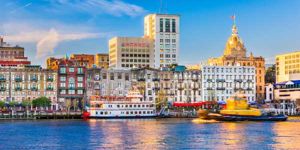 5 Savannah Neighborhoods for Architecture Buffs