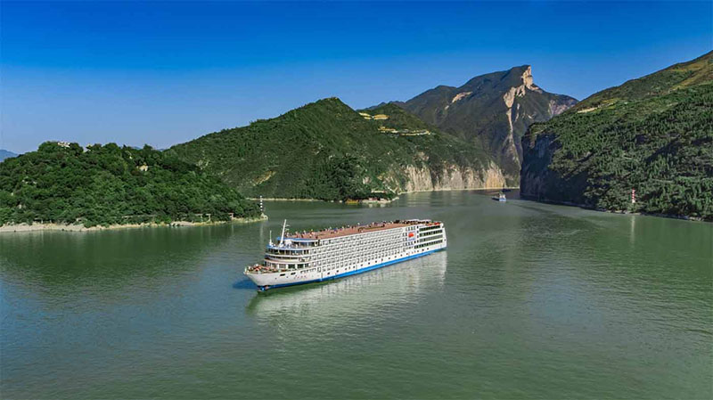 Century Glory on Yangtze River
