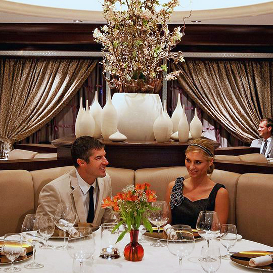 Dining on the Celebrity Reflection