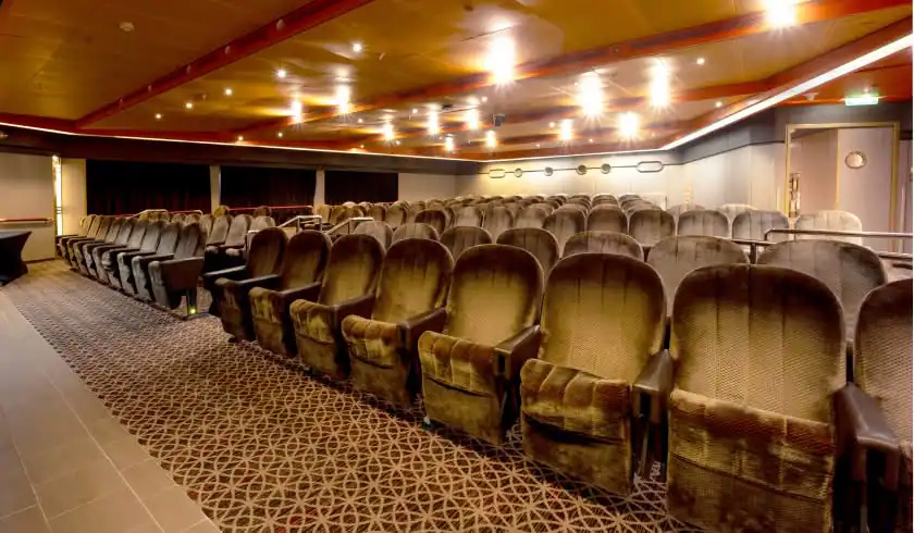 Holland America Volendam Wajang Theater