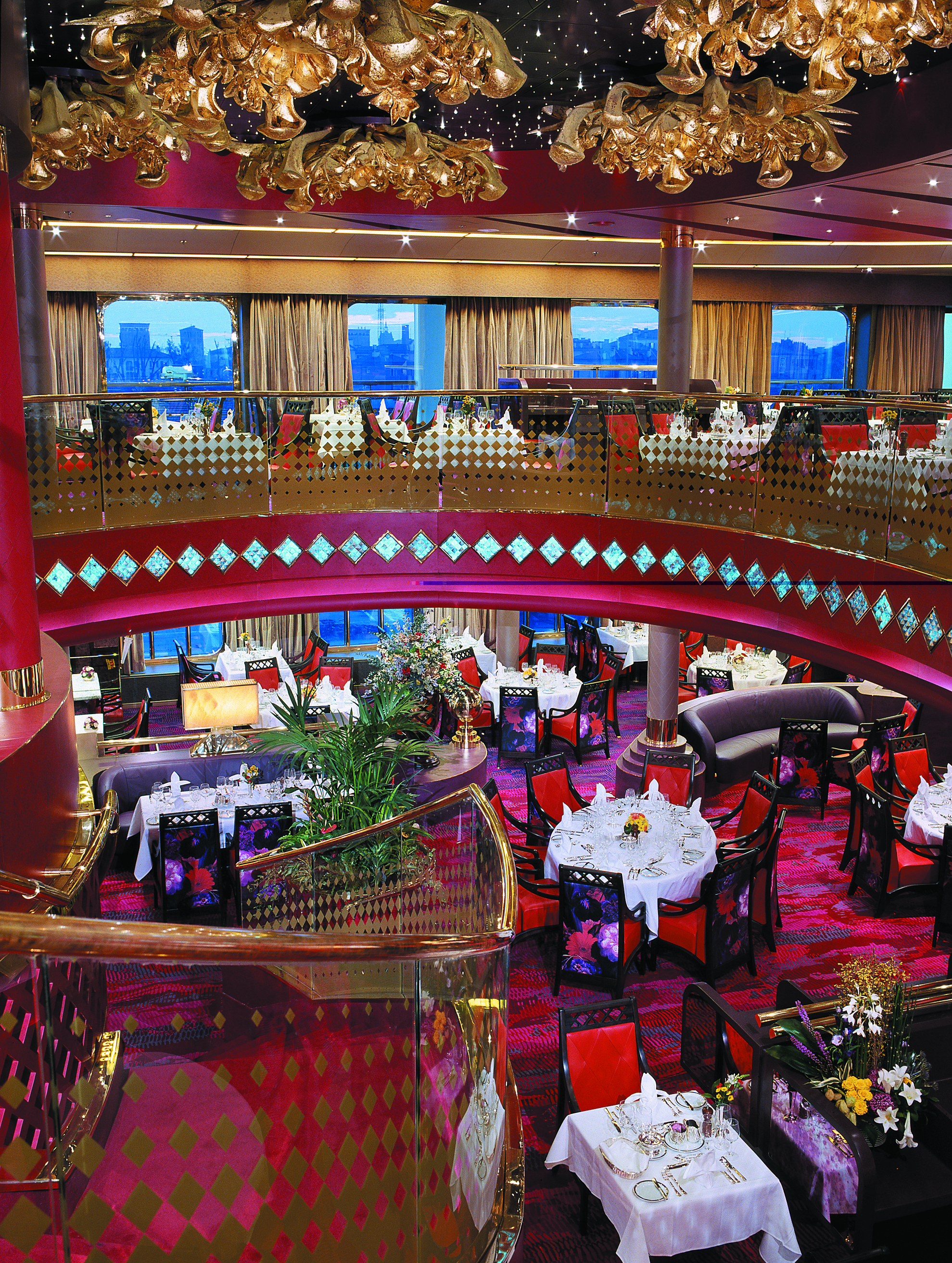 Holland American Zuiderdam dining room