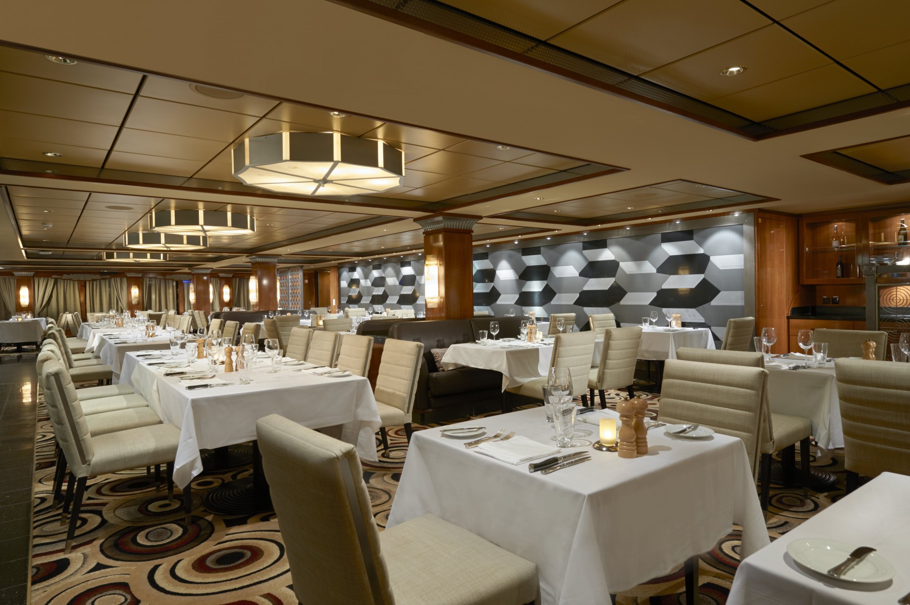Cagney's Steakhouse on Norwegian Gem